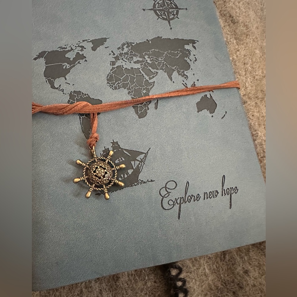 A5 Refillable Notebook - Picture 3 of 8